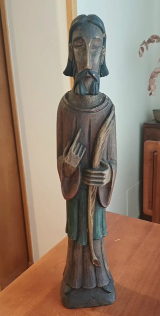 Figura religiosa antigua de madera