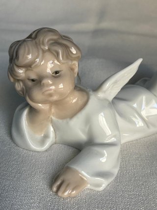 Lladró Ángel Acostado Porcelana