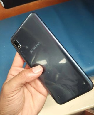 Samsung Galaxy A10 Móvil