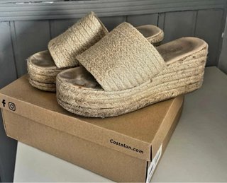Sandalias Castañer Esparto Beige
