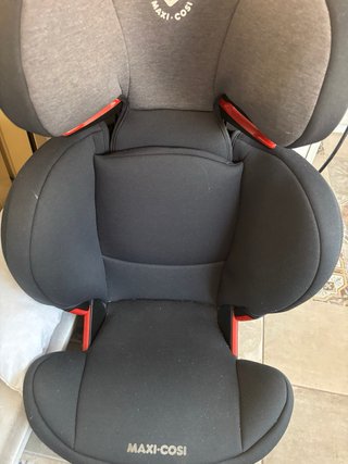 Silla coche Cybex Gold y maxi cosi .