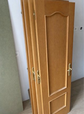 8 Puertas Madera Maciza con Marcos