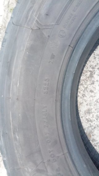 Neumático 215/75R17'5 135/133L JINYU