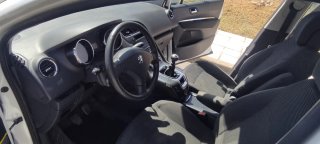 Peugeot 5008 2013