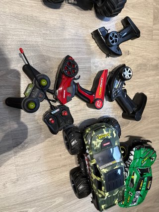 Lote 5 coches radiocontrol y robot