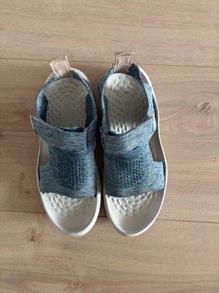 Sandalias niña Quechua Talla 36