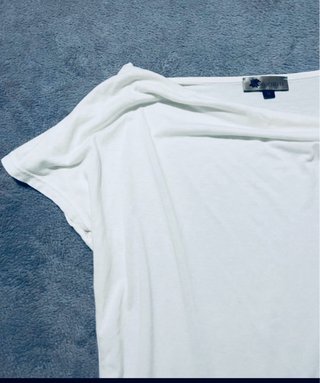 Camiseta blanca de algodón
