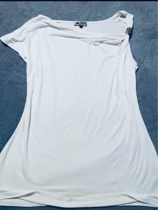 Camiseta blanca de algodón