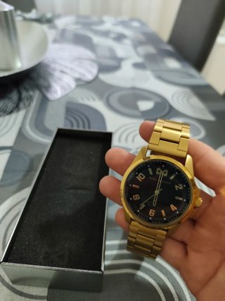 Reloj Mark Maddox Negro y Dorado