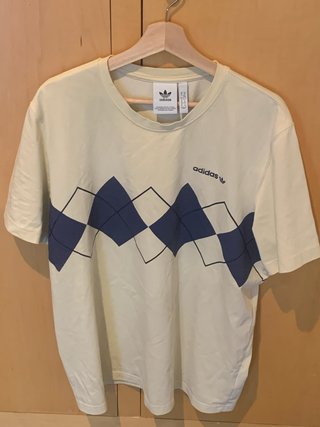 Camiseta Adidas Hombre Beige y Azul