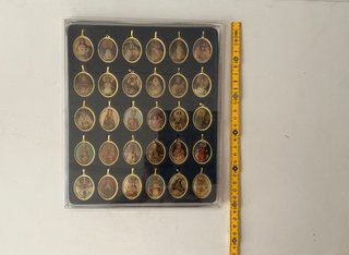 30 Medallas Devociones Virgen España