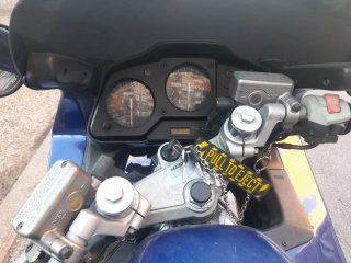 Honda VFR 750 - Moto Deportiva Azul