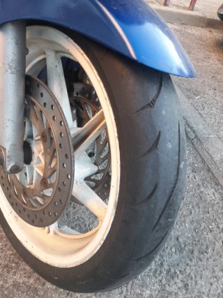 Honda VFR 750 - Moto Deportiva Azul