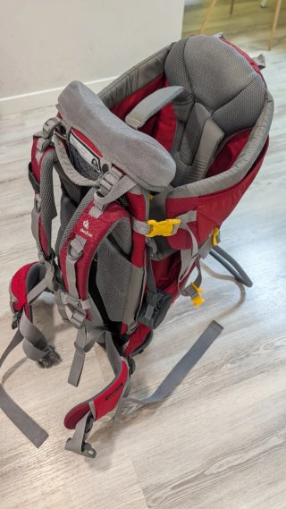Mochila Deuter Kid Comfort 2 + chubasquero