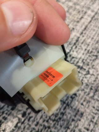 Mando elevalunas Dacia Lodgy JS