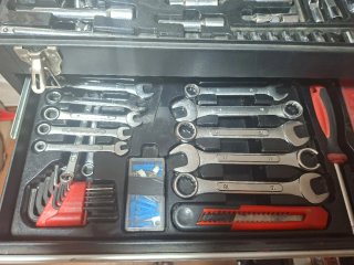 Caja de herramientas con cajones