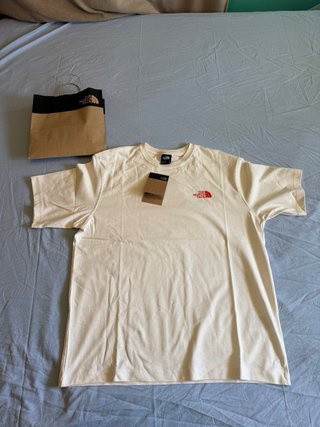 Camiseta The North Face Oso Polar