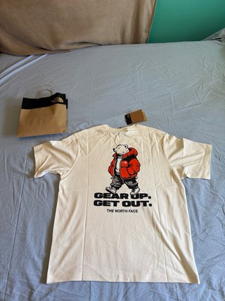 Camiseta The North Face Oso Polar