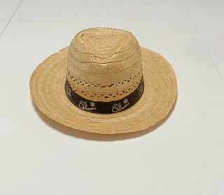 Sombrero de paja con cinta