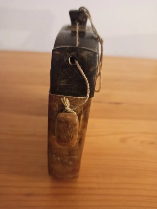 Bolso estuche de madera  Tongal de Indonesia