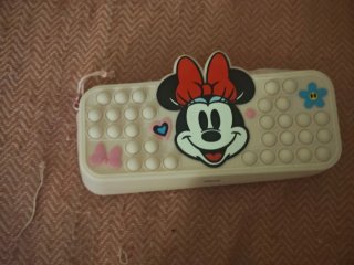 Estuche Minnie Mouse Silicona Pop It Rosa