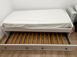 Cama (90x190) + somier doble (100x200)