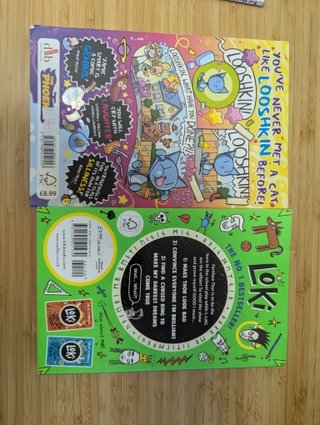 Lote 2 Libros Looshkin y Loki (Inglés)