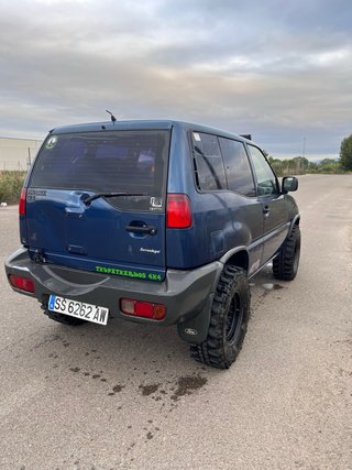 Nissan Terrano 2.7TD