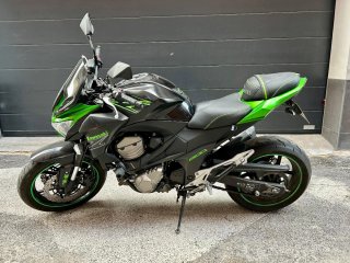 Kawasaki Z800 Negra y Verde