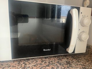 Microondas Bluesky Blanco