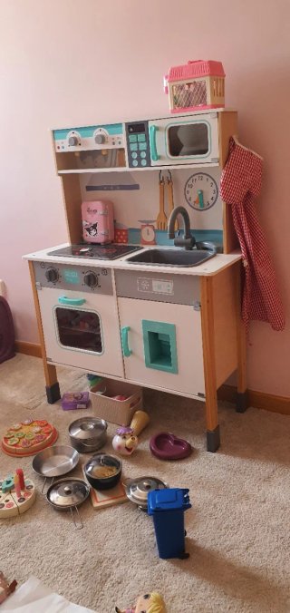 Cocina de juguete de madera