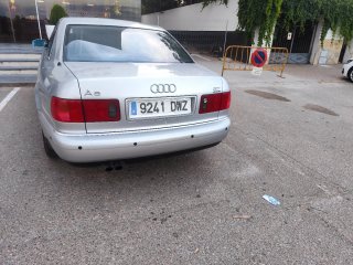 Audi A8 2000