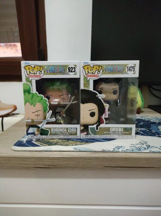 Funko Pop! One Piece Roronoa Zoro 923 y Orobi 1475