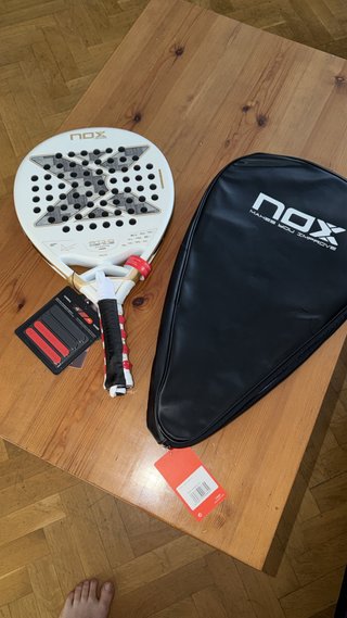 Pala NOX AT10 Genius 12K Alum XTrem