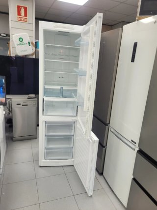 ☆Nevera Bosch Combi 2,Cm Garantía + Entrega☆