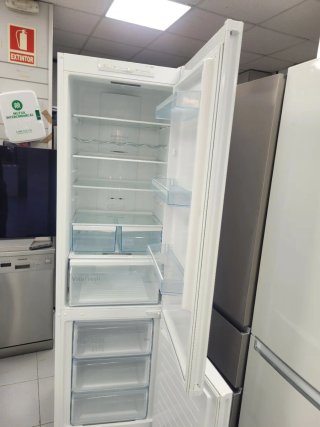 ☆Nevera Bosch Combi 2,Cm Garantía + Entrega☆