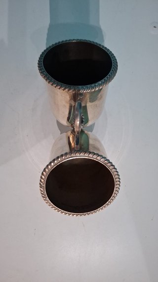 Elegante salero doble antiguo plateado