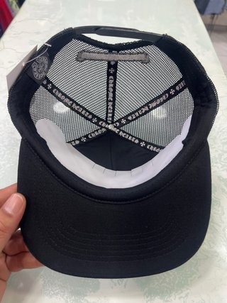 Gorra Chrome Hearts Negra y Blanca