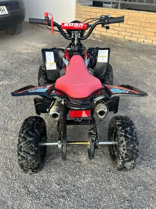 Quad ROAN RATTE Negro/Rojo