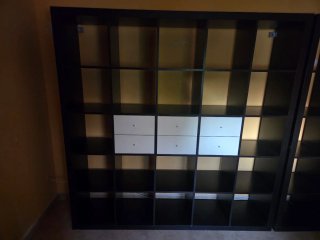 Regalo Mueble Estantería Ikea Negro y Blanco