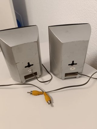 Altavoces Negros