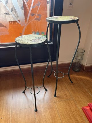Conjunto 2 soportes macetas