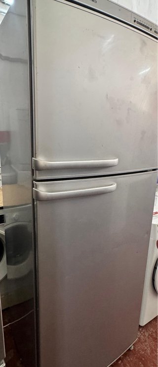 NEVERA BOSCH DOS PUERTAS EN INOX