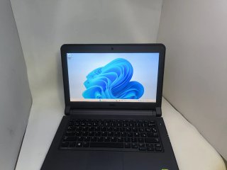 Ordenador Portátil Dell Latitude 3350 Negro