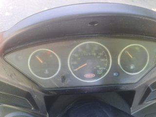 Daelim Scooter Roja Automática