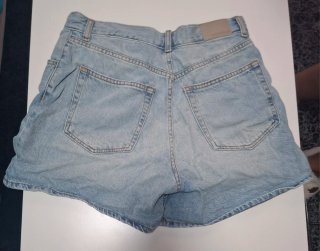 Pantalón corto vaquero azul