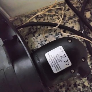 Plancha Eléctrica Jata. URGE POR MUDANZA.