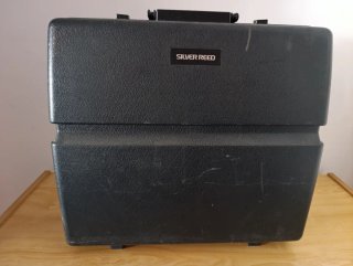 Máquina de escribir Silver Reed 500