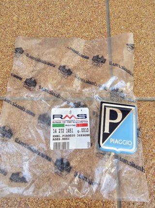 Emblema Resina Piaggio Vespa 150-160 GS