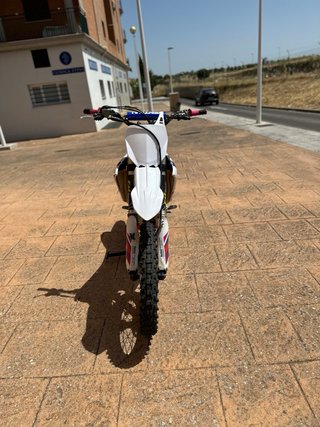 Yamaha YZ450F 2018 Motocross